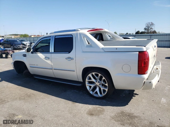 2008 Cadillac Escalade EXT with VIN 3GYFK62868G121336, listed as a Copart auction lot 77845894 with 234132 miles and Salvage Title. Bid and sale history available at carsss.com. Image 2.