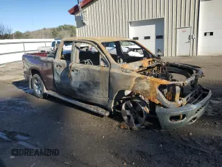 2022 Ram 1500 Big Horn z VIN 1C6SRFBT1NN162956, wystawiony jako Copart lot #49651225 z przebiegiem Nie podano mil oraz Szkoda całkowita • Salvage title. Historia ofert i sprzedaży dostępna na DreamBid. Obrazek 4.