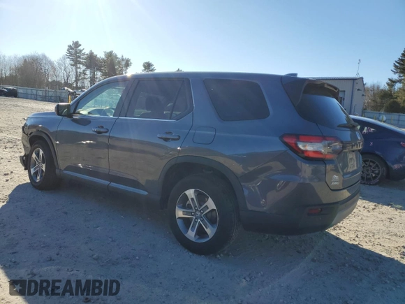 2025 Honda Pilot EX-L with VIN 5FNYG1H44SB012586, listed as a Copart auction lot 88014035 with 8,596 mi miles and Salvage Title. Bid and sale history available at carsss.com. Image 2.