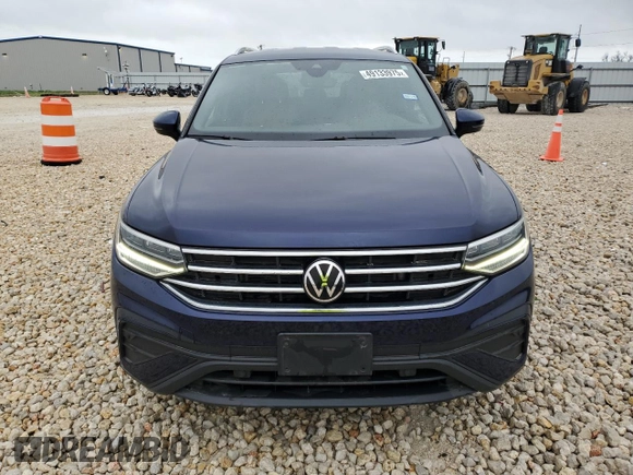 2022 Volkswagen Tiguan SE with VIN 3VV3B7AX9NM124110, listed as a Copart auction lot 49133975 with 22,292 mi miles and Salvage title. Bid and sale history available at DreamBid. Image 5.
