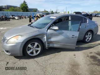 2008 Nissan Altima 3.5 SE with VIN 1N4BL21E08N419248, listed as a Copart auction lot 50753285 with 162,042 mi miles and Salvage Title. Bid and sale history available at carsss.com. Image 1.