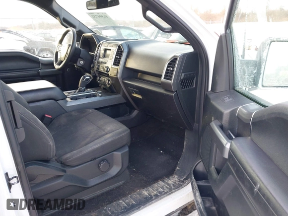 2016 Ford F-150 XLT with VIN 1FTFX1EF4GFC28082, listed as a IAAI auction lot 41394732 with 122,680 mi miles. Bid and sale history available at carsss.com. Image 5.
