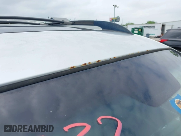2010 Hyundai Veracruz Limited z VIN KM8NU4CC1AU137252, wystawiony jako IAAI lot #42121832 z przebiegiem 232 718 mil mil oraz . Historia ofert i sprzedaży dostępna na DreamBid. Obrazek 13.