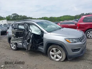 2019 Jeep Compass Latitude with VIN 3C4NJCBB3KT851086, listed as a IAAI auction lot 42248059 with 149,351 mi miles and . Bid and sale history available at DreamBid. Image 13.