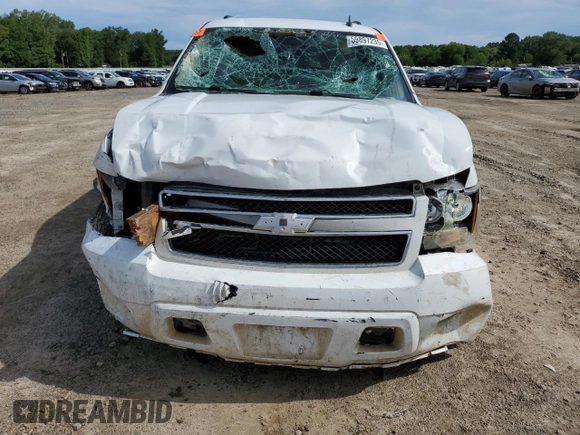 2011 Chevrolet Tahoe LS with VIN 1GNSCAE04BR120288, listed as a Copart auction lot 59897235 with 190,826 mi miles and Clean title. Bid and sale history available at DreamBid. Image 5.