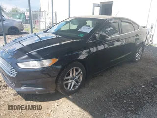 2013 Ford Fusion SE z VIN 3FA6P0H74DR121844, wystawiony jako IAAI lot #42192590 z przebiegiem 243 433 mil mil oraz . Historia ofert i sprzedaży dostępna na DreamBid. Obrazek 18.