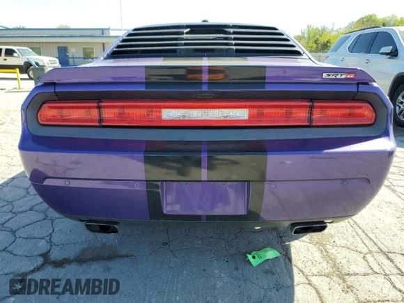 2014 Dodge Challenger SRT-8 z VIN 2C3CDYCJ7EH139280, wystawiony jako Copart lot #53260185 z przebiegiem 90 001 mil mil oraz Szkoda całkowita • Salvage title. Historia ofert i sprzedaży dostępna na DreamBid. Obrazek 6.
