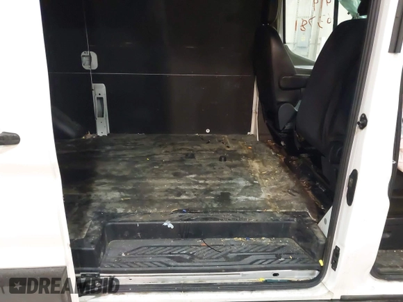 2021 Ford Transit Cargo with VIN 1FTBR1C82MKA29712, listed as a IAAI auction lot 41463781 with 83,961 mi miles and . Bid and sale history available at DreamBid. Image 8.