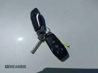 2017 Ford Explorer Platinum с VIN 1FM5K8HT4HGC55987, выставлен на аукционе IAAI как лот 42464244 с пробегом 136 571 миль миль и . История ставок и продаж доступна на DreamBid. Изображение 11.