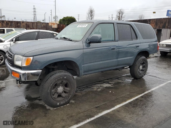 2000 Toyota 4Runner with VIN JT3GM84R7Y0054146, listed as a Copart auction lot 48193515 with 229,393 mi miles and Salvage Title. Bid and sale history available at carsss.com. Image 1.