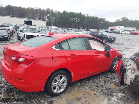 2018 Chevrolet Cruze LT with VIN 1G1BE5SM6J7239125, listed as a IAAI auction lot 41451708 with 88,003 mi miles. Bid and sale history available at carsss.com. Image 13.