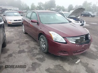 2012 Nissan Altima S z VIN 1N4AL2AP2CC143186, wystawiony jako IAAI lot #42204591 z przebiegiem 332 879 mil mil oraz . Historia ofert i sprzedaży dostępna na DreamBid. Obrazek 1.
