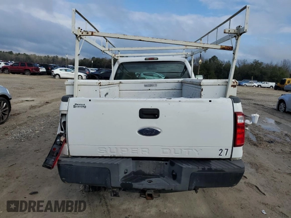 2008 Ford F-250 z VIN 1FDNF20518EE09582, wystawiony jako Copart lot #46505405 z przebiegiem 167 669 mil mil oraz Nie do naprawy • Non repairable. Historia ofert i sprzedaży dostępna na DreamBid. Obrazek 6.