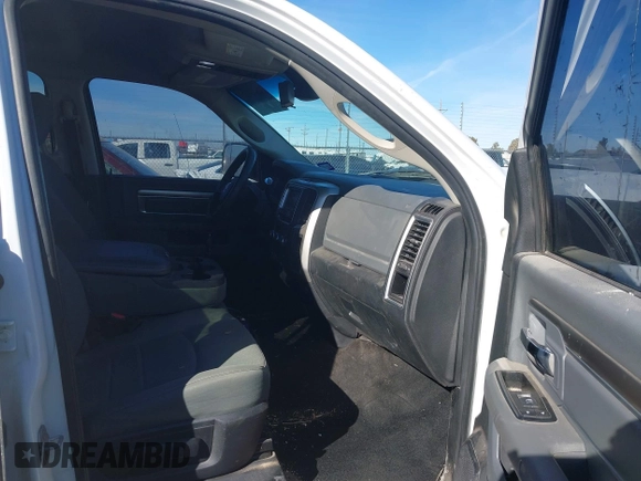 2015 Ram 2500 SLT with VIN 3C6UR5DL1FG623910, listed as a IAAI auction lot 41469020 with 139,877 mi miles. Bid and sale history available at carsss.com. Image 5.