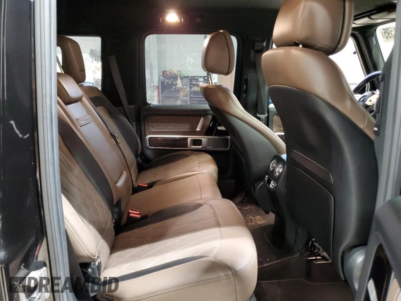 2020 Mercedes-Benz G 63 AMG z VIN W1NYC7HJ5LX361051, wystawiony jako Copart lot #43801595 z przebiegiem 25 255 mil mil oraz Czysty tytuł • Clean title. Historia ofert i sprzedaży dostępna na DreamBid. Obrazek 11.