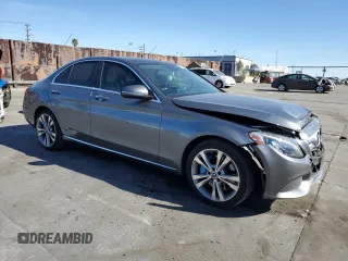 2017 Mercedes-Benz C 350e with VIN 55SWF4HB0HU225441, listed as a Copart auction lot 41779345 with 91,695 mi miles and Salvage Title. Bid and sale history available at DreamBid. Image 4.