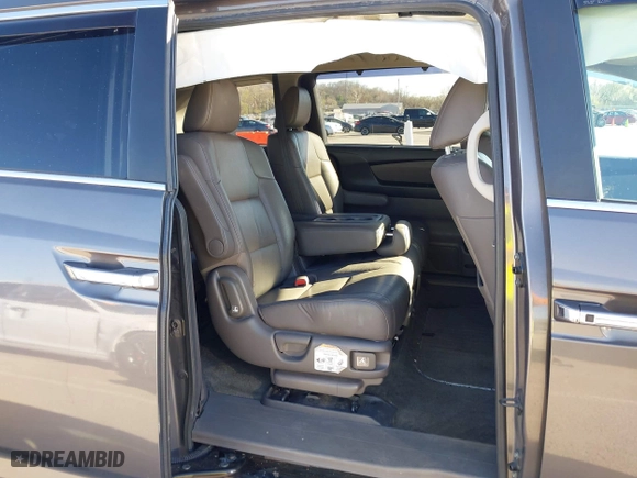 2016 Honda Odyssey EX-L with VIN 5FNRL5H6XGB020370, listed as a IAAI auction lot 41843941 with 189,980 mi miles. Bid and sale history available at carsss.com. Image 8.