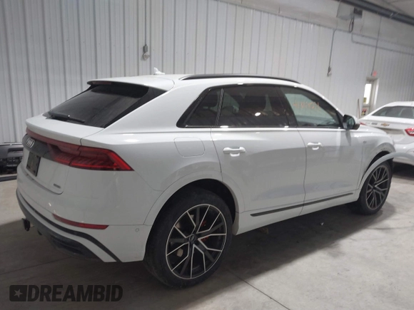 2021 Audi Q8 Premium Plus z VIN WA1EVAF12MD003942, wystawiony jako IAAI lot #41369581 z przebiegiem 39 792 mil mil oraz . Historia ofert i sprzedaży dostępna na DreamBid. Obrazek 4.