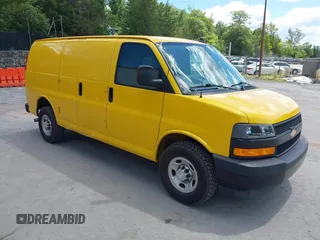 2021 Chevrolet Express Cargo with VIN 1GCWGAFP8M1175144, listed as a IAAI auction lot 42815392 with 57,298 mi miles and . Bid and sale history available at DreamBid. Image 1.