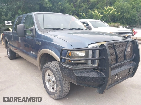 2007 Ford F-250 XL z VIN 1FTSW21P07EA89645, wystawiony jako IAAI lot #42294801 z przebiegiem 380 854 mil mil oraz . Historia ofert i sprzedaży dostępna na DreamBid. Obrazek 1.