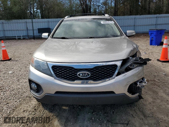 2013 Kia Sorento LX with VIN 5XYKT3A67DG353839, listed as a Copart auction lot 46053515 with 130,802 mi miles and Salvage Title. Bid and sale history available at carsss.com. Image 5.