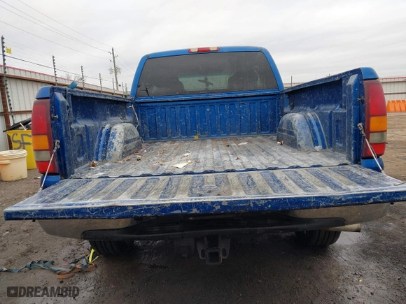 2002 Chevrolet Silverado 1500 LS with VIN 2GCEK19T821387360, listed as a IAAI auction lot 41489346 with 179,901 mi miles. Bid and sale history available at carsss.com. Image 17.