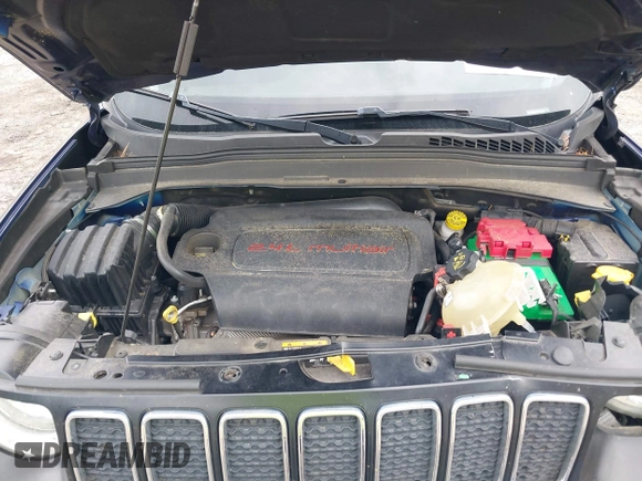 2019 Jeep Renegade Latitude with VIN ZACNJABB1KPK20281, listed as a IAAI auction lot 42171780 with Not provided miles and . Bid and sale history available at DreamBid. Image 10.