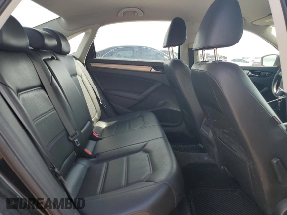 2015 Volkswagen Passat Limited Edition with VIN 1VWAS7A35FC091495, listed as a Copart auction lot 62063035 with 114,870 mi miles and Salvage title. Bid and sale history available at DreamBid. Image 10.
