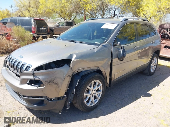 2017 Jeep Cherokee Latitude with VIN 1C4PJLCB8HW667384, listed as a IAAI auction lot 42047427 with 103,339 mi miles and . Bid and sale history available at carsss.com. Image 17.