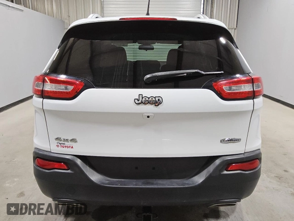 2016 Jeep Cherokee Latitude with VIN 1C4PJMCS2GW328057, listed as a Copart auction lot 51416355 with 117,740 mi miles and Clean Title. Bid and sale history available at carsss.com. Image 6.