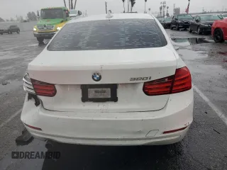 2015 BMW 3 Series 320i z VIN WBA3B1C54FP681488, wystawiony jako Copart lot #48207625 z przebiegiem 148 392 mil mil oraz Szkoda całkowita • Salvage title. Historia ofert i sprzedaży dostępna na DreamBid. Obrazek 6.