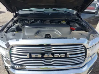 2019 Ram 2500 Laramie with VIN 3C6UR5FL2KG630341, listed as a IAAI auction lot 41742788 with 95,292 mi miles and . Bid and sale history available at DreamBid. Image 10.