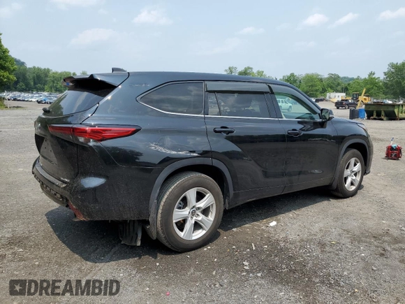 2022 Toyota Highlander LE z VIN 5TDBZRBH4NS176057, wystawiony jako Copart lot #60428025 z przebiegiem 54 600 mil mil oraz Szkoda całkowita • Salvage title. Historia ofert i sprzedaży dostępna na DreamBid. Obrazek 3.