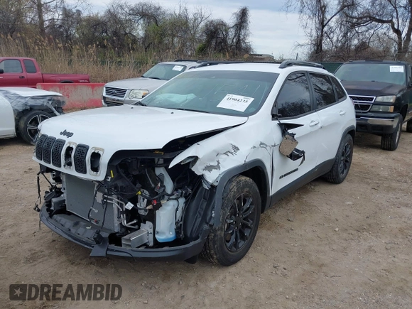 2023 Jeep Cherokee Altitude Lux z VIN 1C4PJMMB9PD101541, wystawiony jako IAAI lot #41904235 z przebiegiem 16 690 mil mil oraz . Historia ofert i sprzedaży dostępna na DreamBid. Obrazek 18.