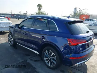 2023 Audi Q5 S line Premium with VIN WA1GAAFY4P2106846, listed as a IAAI auction lot 40960501 with 17,830 mi miles. Bid and sale history available at carsss.com. Image 3.