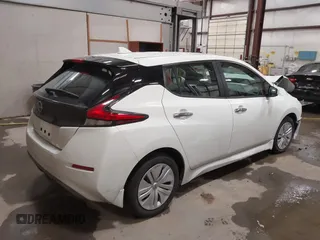 2024 Nissan LEAF S z VIN 1N4AZ1BV4RC550165, wystawiony jako IAAI lot #41577935 z przebiegiem 13 361 mil mil oraz . Historia ofert i sprzedaży dostępna na DreamBid. Obrazek 4.