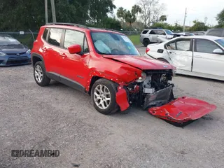 2015 Jeep Renegade Latitude with VIN ZACCJABT6FPC27221, listed as a IAAI auction lot 40810159 with Not Provided miles. Bid and sale history available at carsss.com. Image 1.