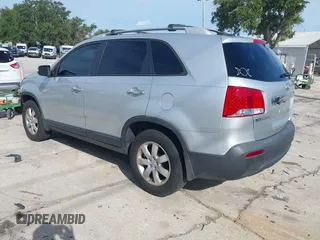 2011 Kia Sorento LX with VIN 5XYKTCA16BG187413, listed as a IAAI auction lot 42538874 with 162,002 mi miles and . Bid and sale history available at DreamBid. Image 3.