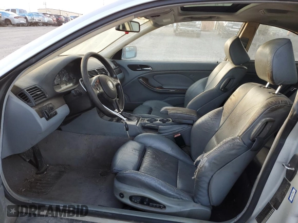 2001 BMW 3 Series 330Ci with VIN WBABN53421JU37173, listed as a Copart auction lot 41698705 with 292,771 mi miles and Clean Title. Bid and sale history available at carsss.com. Image 7.