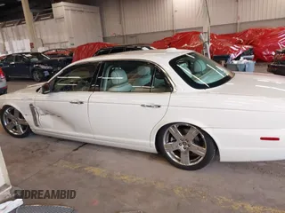 2008 Jaguar XJ Vanden Plas with VIN SAJWA82B28SH29030, listed as a IAAI auction lot 41231242 with 62,632 mi miles. Bid and sale history available at carsss.com. Image 15.