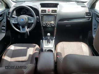 2017 Subaru Forester Touring z VIN JF2SJAWCXHH431232, wystawiony jako Copart lot #61625265 z przebiegiem 67 280 mil mil oraz Szkoda całkowita • Salvage title. Historia ofert i sprzedaży dostępna na DreamBid. Obrazek 8.