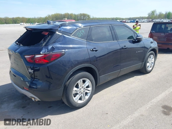 2020 Chevrolet Blazer LT with VIN 3GNKBCRSXLS690885, listed as a IAAI auction lot 42093344 with 61,608 mi miles and . Bid and sale history available at DreamBid. Image 4.