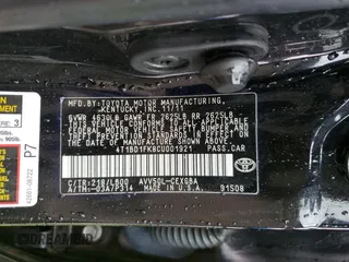 2012 Toyota Camry XLE z VIN 4T1BD1FK8CU001921, wystawiony jako Copart lot #57861715 z przebiegiem Nie podano mil oraz Szkoda całkowita • Salvage title. Historia ofert i sprzedaży dostępna na DreamBid. Obrazek 13.