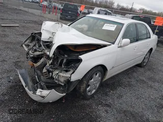 2001 Lexus LS 430 with VIN JTHBN30F610011083, listed as a IAAI auction lot 41914820 with 169,995 mi miles. Bid and sale history available at carsss.com. Image 2.