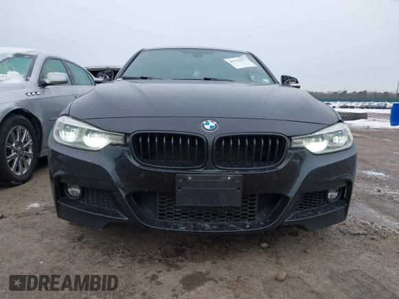 2018 BMW 3 Series 330i xDrive with VIN WBA8D9C59JA012658, listed as a IAAI auction lot 41523677 with 117,049 mi miles and . Bid and sale history available at DreamBid. Image 12.