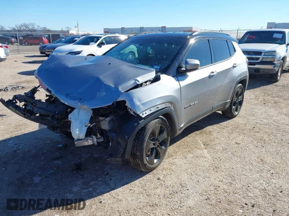 2018 Jeep Compass Latitude with VIN 3C4NJCBB6JT407702, listed as a IAAI auction lot 41204505 with 38,073 mi miles. Bid and sale history available at carsss.com. Image 17.
