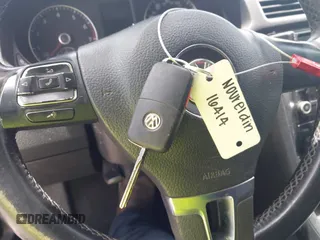 2015 Volkswagen Passat Wolfsburg Edition с VIN 1VWAT7A3XFC115934, выставлен на аукционе IAAI как лот 42605174 с пробегом 110 186 миль миль и . История ставок и продаж доступна на DreamBid. Изображение 11.