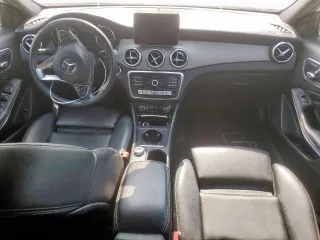 2019 Mercedes-Benz GLA 250 z VIN WDCTG4EB5KJ550733, wystawiony jako Copart lot #57347415 z przebiegiem 34 058 mil mil oraz Szkoda całkowita • Salvage title. Historia ofert i sprzedaży dostępna na DreamBid. Obrazek 8.
