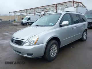 2012 Kia Sedona LX with VIN KNDMG4C72C6485952, listed as a IAAI auction lot 42029147 with 129,296 mi miles. Bid and sale history available at carsss.com. Image 17.