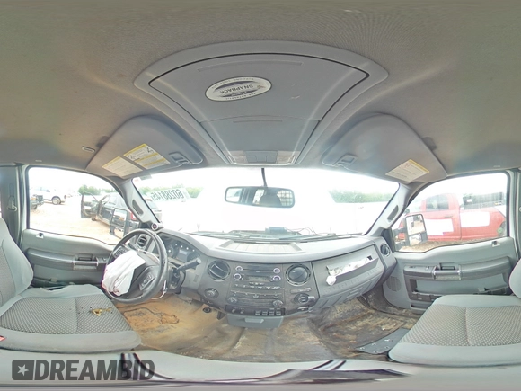 2014 Ford F-350 XL с VIN 1FT8X3A69EEB43400, выставлен на аукционе Copart как лот 60288145 с пробегом 239 618 миль миль и Списание • Salvage title. История ставок и продаж доступна на DreamBid. Изображение 14.